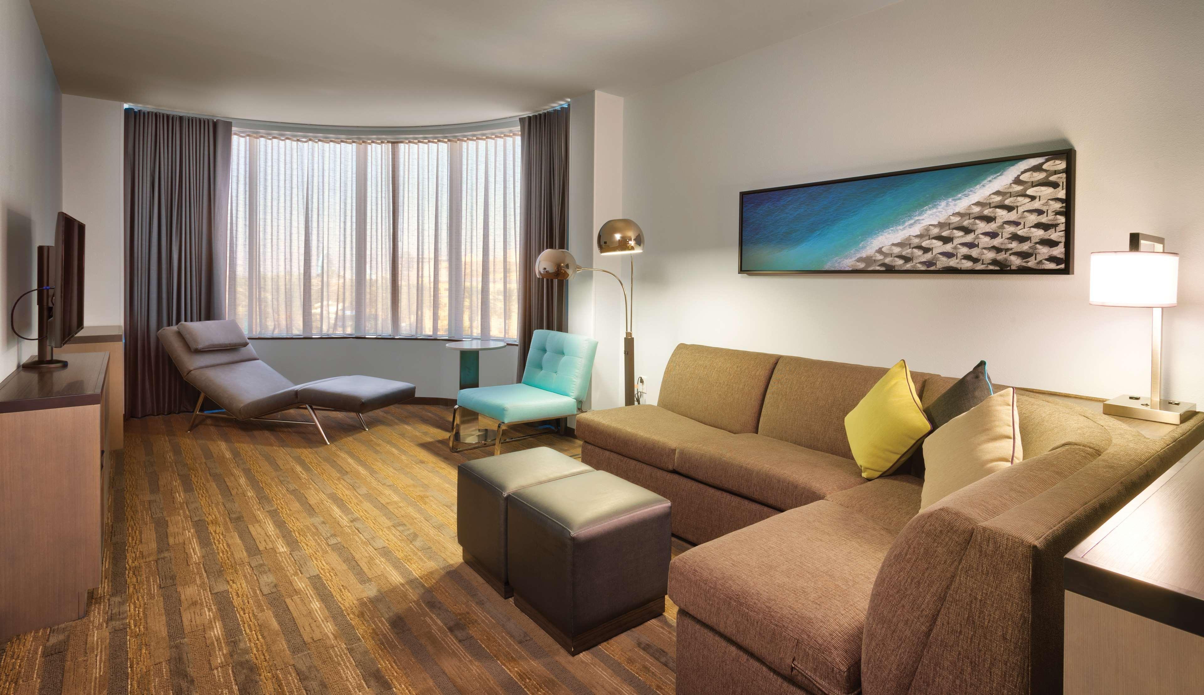 Hyatt House At Anaheim Resort/Convention Center Esterno foto